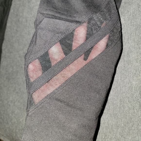 Torrid Active Mesh Detail Ankle Legging - 2XL - Black - Picture 6 of 9